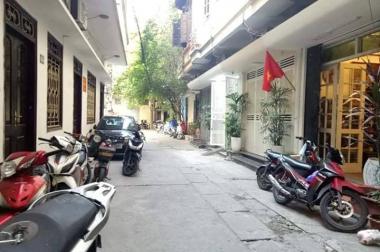 Bán nhà ngay ngã 4 Vạn Phúc-Ngô Quyền 40m2_3 tầng_ở luôn, oto đỗ cửa
