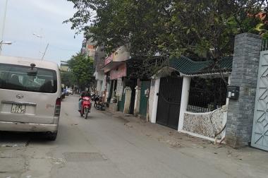 Bán biệt thự lô góc phố Nghi Tàm, phường Quảng An, 212m2 mặt tiền 14m