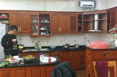 Bán nhà kinh doanh mặt ngõ 1160 Đường Láng 43m2 x 5T Mt:4m,giá 5,2 tỷ Lh 0944.512.966  