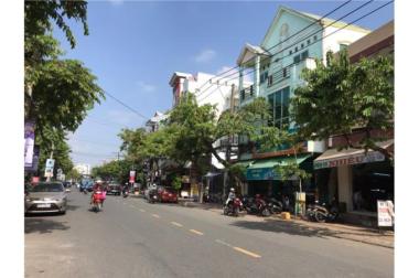 Nhà bán mặt tiền đường Trần Ngọc Quế, 2 lầu,ngay trung tâm, dt: 7,6x26m, nở hậu 9m.
