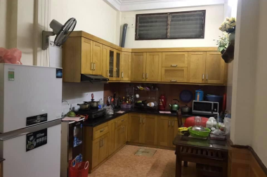 Bán nhà Bùi Xương Trạch, Thanh Xuân, 42m2, 5 tầng, giá 2.8 tỷ. LH 0984094326