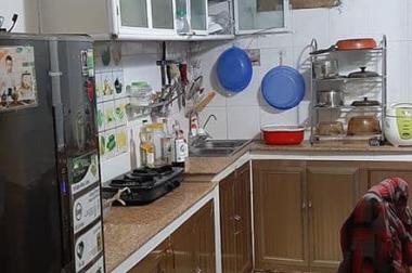 Bán nhà riêng tại Đường Khương Đình, Thanh Xuân, diện tích 27m2 3 tầng giá 1,8 Tỷ