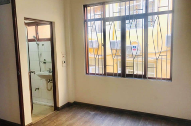 Bán nhà Bùi Xương Trạch, Thannh Xuân, 28m2, 4 tầng, giá chỉ 1.8 tỷ. LH 0984094326
