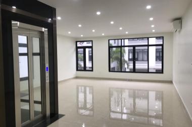 Cho thuê nhà shophouse vinhomes Hàm Nghi, Nam Từ Liêm. DT 95m2 x 5t mt 6m, giá 40 triệu