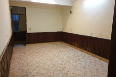 Cho thuê tầng 2,3,4 làm văn phòng, spa mặt phố số 381 Nguyễn Văn Cừ, Long Biên, Hà Nội