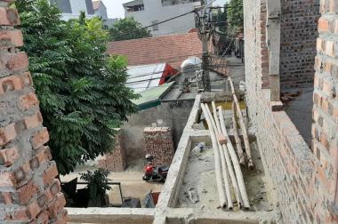 Bán đất tặng nhà xây thô 2 tầng, thiết kế hiện đại tại phố Lẻ, Hội Hợp, Vĩnh yên.720tr