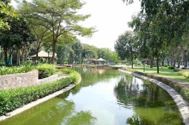 Cần tiền bán nhanh CH  Nam Phúc - Le Jardin Phú Mỹ Hưng 110m 3PN view công viên , dt 124m2 giá 5.7 tỷ , nội thất đầy đủ , Lh  0906385299 ( em Hà )