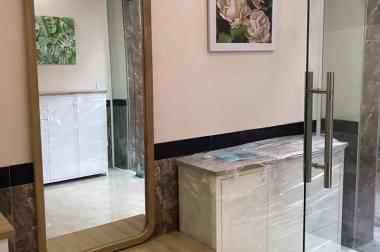 HOT, Võ Chí Công, Tây Hồ, Đẹp Long Lanh Vali Về Ở Luôn Tặng Nội Thất 5* , 35m2, chỉ 4,45 tỷ Có TL