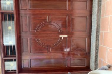 Bán nhà Nguyễn Văn Cừ 30m x 5 tầng, ô tô đỗ cửa, 2.9tỷ