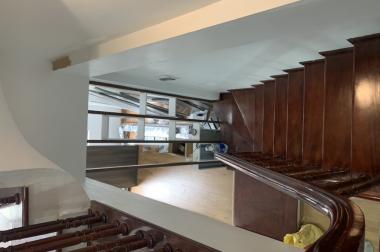 Bán nhà Vũ Tông Phan 35m x 5 tầng,ba bước chân ra phố, 3.3 tỷ