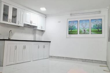 Nhà siêu hiếm Minh Khai, lô góc, ô tô đỗ cửa 2 tỷ
