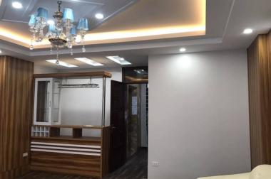 Siêu Phẩm : Đê La Thành – Ba Đình – Siêu Đẹp – Thanh Máy DT 55m2 5t Giá 4,9 tỷ