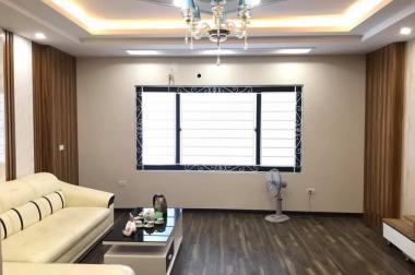 Siêu Phẩm : Đê La Thành – Ba Đình – Siêu Đẹp – Thanh Máy DT 55m2 5t Giá 4,9 tỷ