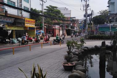 Cần bán gấp căn hộ chung cư Lotus Garden, 36 Trịnh Đình Thảo, Q. Tân Phú. Diện tích: 70m2, 2 phòng ngủ, 2WC, giá 2.22 tỷ.