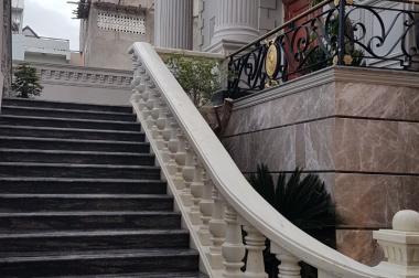 Bán biệt thự 32 tỷ 17x17m 1 lầu 2 mặt hẻm 10m Đường số 18, phường hiệp bình chánh