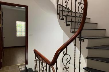 Nhà Minh Khai ô tô đỗ cửa, kinh doanh sầm uất, nhà mới 4 tầng 50m 5 tỷ