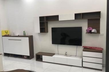 Siêu Hot : Phố Giáp Bát Hoàng Mai Lô Góc Ô tô 45m2 5 tầng giá 3,8 tỷ. có TL