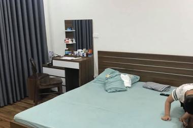 Siêu Hot : Phố Giáp Bát Hoàng Mai Lô Góc Ô tô 45m2 5 tầng giá 3,8 tỷ. có TL