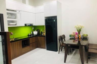 Siêu Hot : Phố Giáp Bát Hoàng Mai Lô Góc Ô tô 45m2 5 tầng giá 3,8 tỷ. có TL