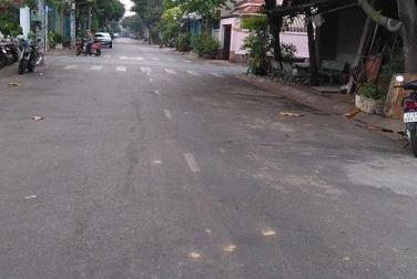 Bán nhà 8.8 tỷ, 4x19m 4 lầu mặt tiền đường quách đình bảo, phường phú thạnh