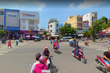 Bán nhà 31 tỷ, 9.7x14m 4 lầu 2 mặt tiền đường trường chinh, phường tân thới nhất