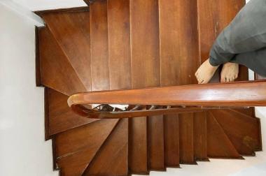 Chỉ 3.5 tỷ nhà Ngã Tư Sở 42m2 4T ô tô cách 20m an sinh 098.345.8219