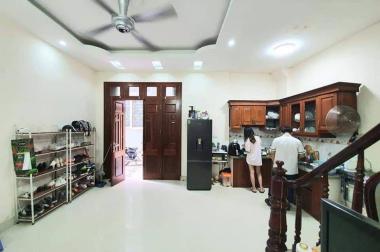 Chỉ 3.5 tỷ nhà Trường Chinh 45m2 4T ô tô ở ngay 098.345.8219