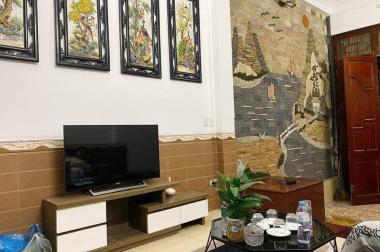 Nhỉnh 3 tỷ nhà Tây Sơn 48m2 4T sáng thoáng ở ngay 098.345.8219