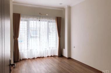 Bán nhà Vũ Tông Phan. Nhà mới, ngõ rộng, thông, ô tô. 41m 3.4 tỷ.