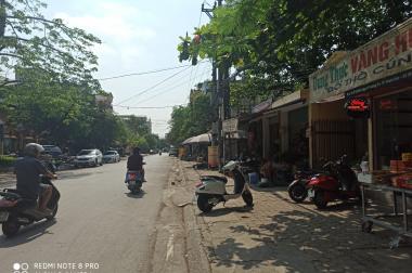 Bán đất tặng nhà cấp 4 đường Bến Ngự, Trường Thi - Trung tâm Thành phố, Kinh doanh sầm uất