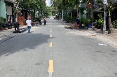 bán nhà 11.5 tỷ, 6.1x19m cấp 4 mặt tiền đường lê niệm, phường phú thạnh