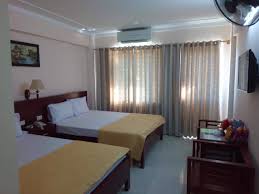 Bán nhà mặt tiền đường Nguyễn Văn Công 7 phòng ngủ đang cho thuê làm căn hộ dịch vụ