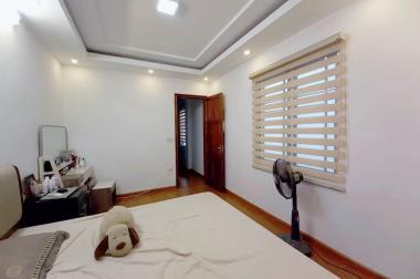 Bán gấp nhà Minh Khai. Lô góc, ô tô đỗ cửa, nhà mới ở luôn. 35m  3.5 tỷ