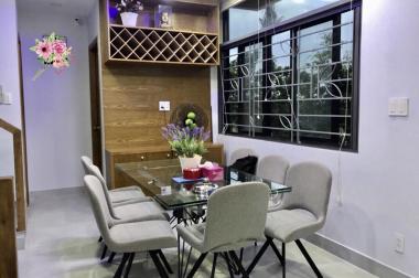 Bán Căn Hông Nhà Phố Citi Bella 2, DT 7.2x17m, 1 Trệt 2 Lầu, Full Nội Thất, Sổ Hồng, Tây Bắc, Giá 9.2 Tỷ