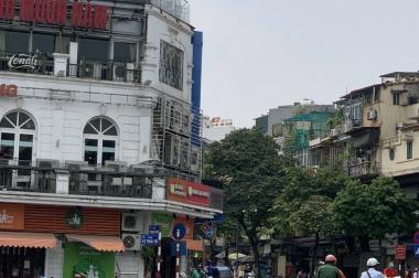 Cho Thuê 1 tầng toà nhà Hàm Cá Mập - view hồ Hoàn Kiếm. Giá thoả thuận 