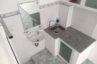 Bán Nhà Hẻm 10 mét, 2 Tâng, 55m2, Giá 6.1 tỷ.