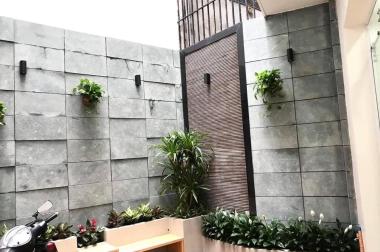 Biệt thự sân vườn Đống Đa 60m2x4T 4.7 tỷ. Gần phố, Full nội thất