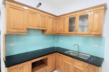 Cần bán gấp nhà Minh Khai, lô góc, ô tô đỗ cửa, kinh doanh. 37m x 5T 4.05 tỷ