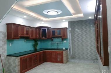 Nhà mới ở ngay 4 tầng  DT 39m2 giá 3 tỷ 8 Lạc Long Quân Tân Bình.