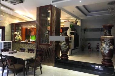 Bán biệt thự 32 tỷ 10x20m 3 tấm mặt tiền Đường số 32, Phường Bình Trị Đông B