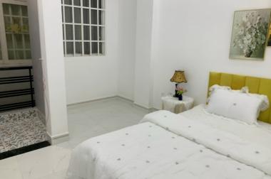 Bán nhà 2 lầu hẻm 77 đường Chuyên Dùng 9 Quận 7.