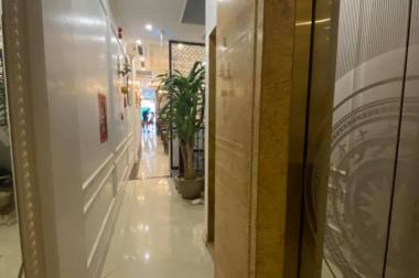 Bán khách sạn phố cổ Quận Hoàn Kiếm, 105m, 7 tầng thang máy, giá 59 tỷ.