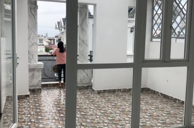 Nhà Nguyễn Sỹ Sách, P15 Tân Bình, 60m2, 4.3x14, 5 tầng, hẻm xe hơi, chỉ còn 6 tỷ. Gấp!