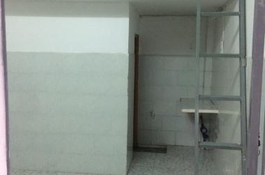 Cần tiền gấp bán đất mặt tiền chợ 300m2(10x30m) + 30 phòng trọ giá chỉ 900tr