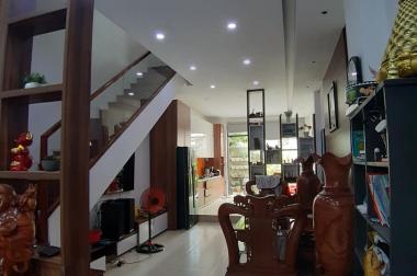 Nhà đẹp HXH đường 28 Phường 6 Gò Vấp, 100m2, 5x20m, 3T 4PN, giảm sốc 7.4 tỷ, gấp bán