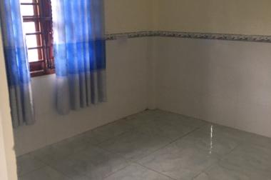 Chính chủ cần bán nhanh lô đất 200m2 và căn nhà c4 mới xây đường thông dài cách chợ 200m