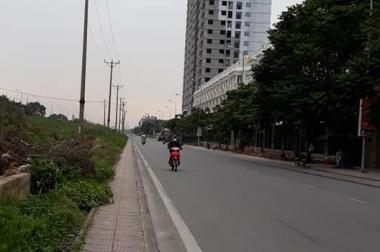 Bán đất măt đường Nam Đuống, quận Long Biên, Hà Nội. 50m2. Giá 3.95 Tỷ.
