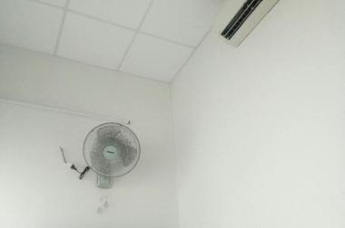 Nhà Phú Thọ Hòa, Tân Phú, 35m2, 4x8.2m, khu chợ vải, ở hoặc đầu tư, chỉ 3.55 tỷ TL 