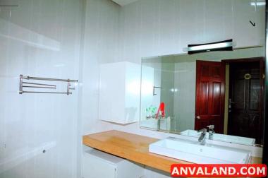 Qua Covid, Kẹt vốn Bán Nhà Lý Thái Tổ thông Bà Hạt, Quận 10, 50 m2, 5 Phòng ngủ, Chỉ 5 tỷ 9