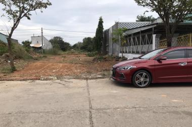 Chuyển lên sg kinh doanh cần bán lô đất 300m2 và nhà 2 lầu kề trường học và chợ